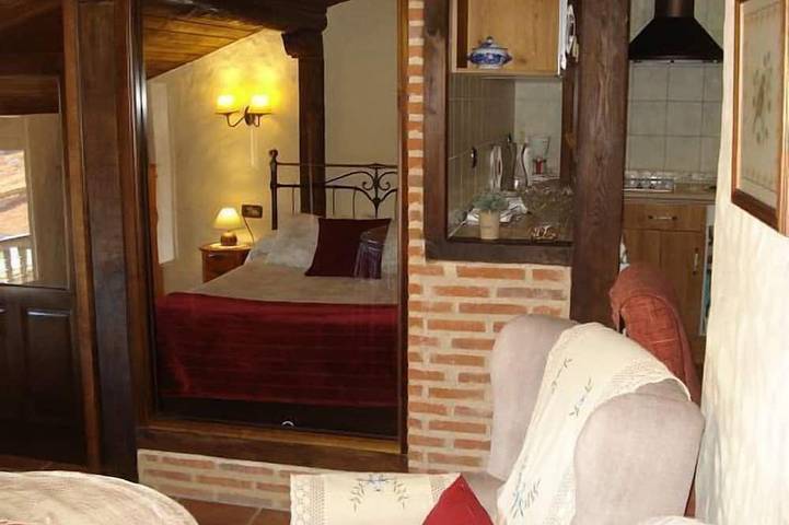 Gîte pour 4 personnes, avec balcon à Mogarraz - 2