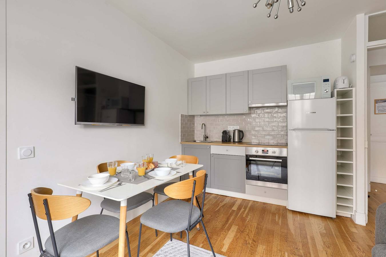 Hel leilighet, Paradis 2 - Great 2 bds Flat In the heart of Paris in 10th Arrondissement, Paris