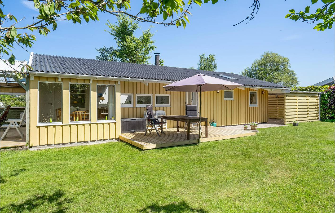 Vacation house for 6 people with terrace in Skibby, Frederikssund Region