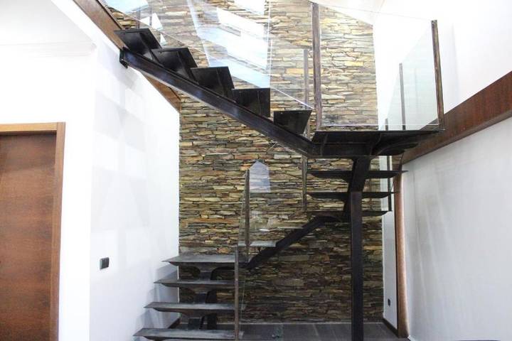 Location de vacances pour 14 personnes, avec vue ainsi que jardin et terrasse dans Alpendurada - 4