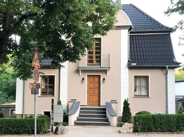 Ferienwohnung für 3 Personen, mit Ausblick und Terrasse sowie Sauna in Weimar
