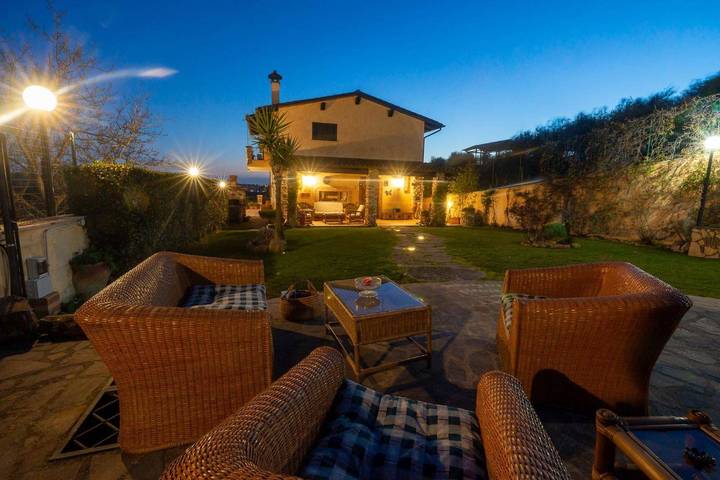 Appartamento per 4 persone, con Giardino a Fonte Nuova