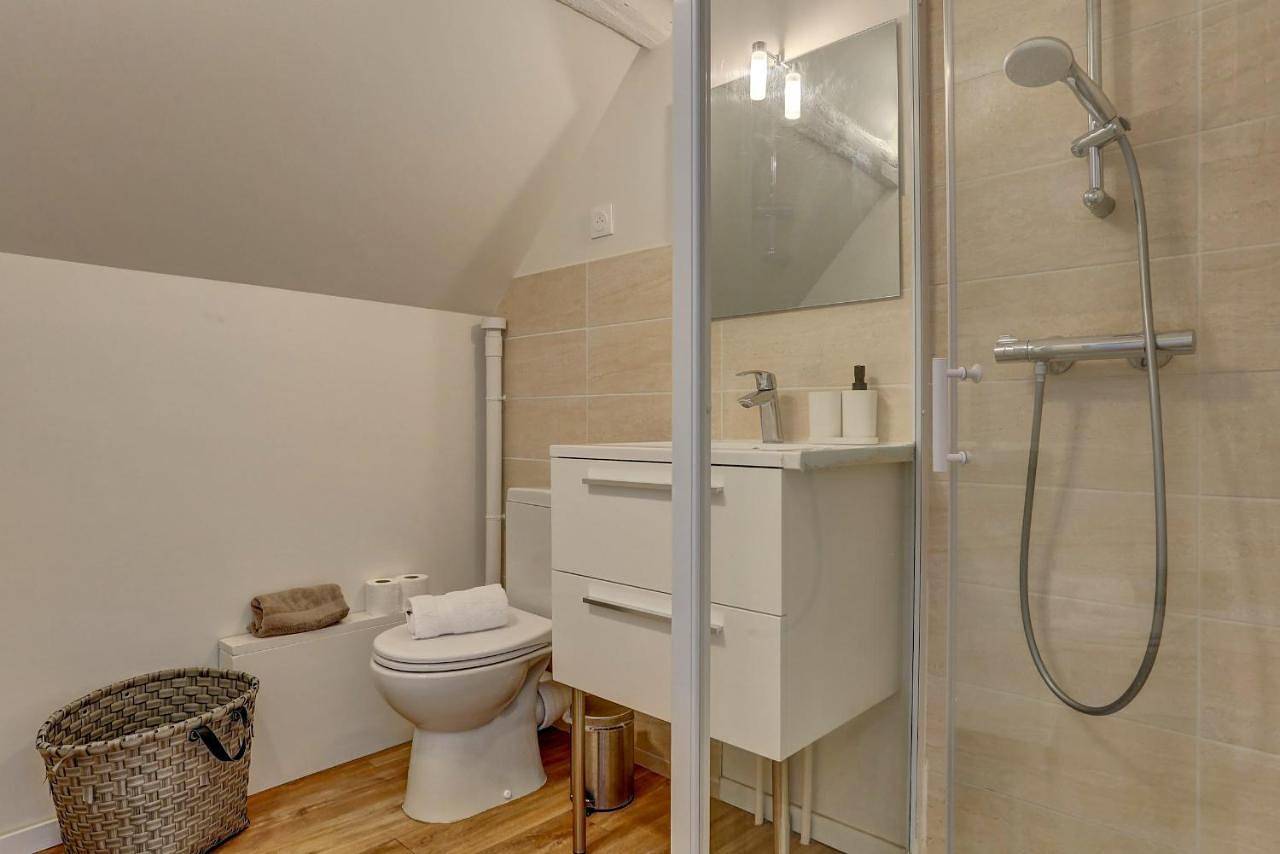 Appartement entier, Three-Bedroom Apartment in Montigny-le-Bretonneux, Yvelines