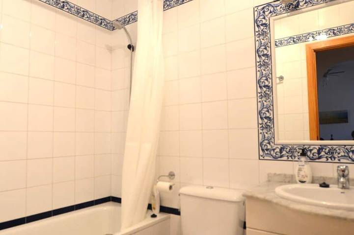 3 bed house with pool in Torre de La Horadada. Air conditioning, WiFi & Netflix in Pueblo Latino, Pilar de la Horadada