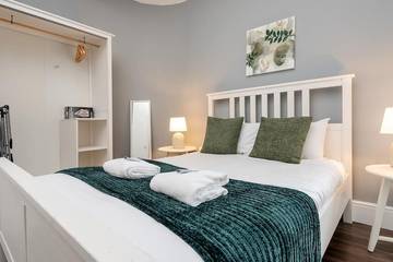 Glamping for 4 People in Liverpool, Merseyside, Photo 4