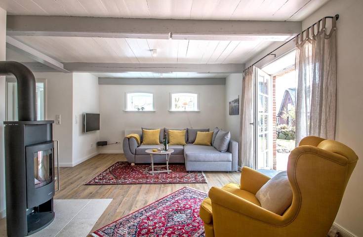 Ferienhaus für 4 Personen, mit Terrasse und Garten in Oldsum