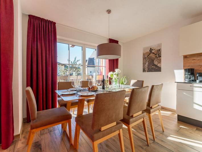 Ferienwohnung für 8 Personen, mit Sauna und Balkon, mit Haustier in Piesendorf