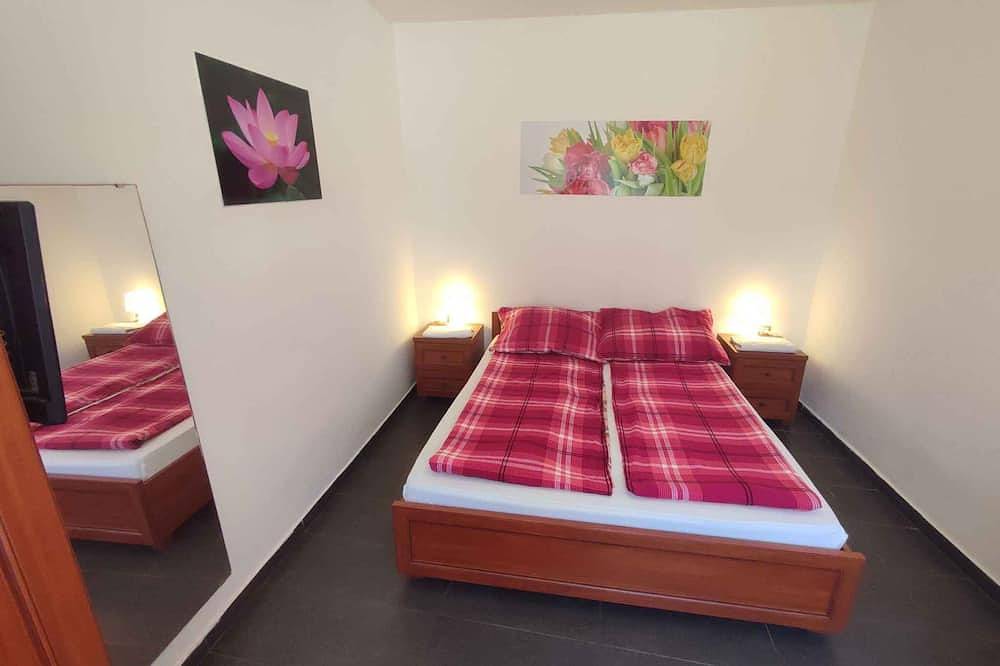 Ganze Wohnung, Ferienwohnung in der Nähe vom Zentrum in Balatonalmadi, Plattensee nordufer