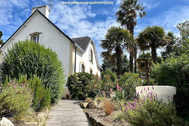 Villa pour 10 personnes, avec terrasse ainsi que jacuzzi et jardin dans le Golfe du Morbihan