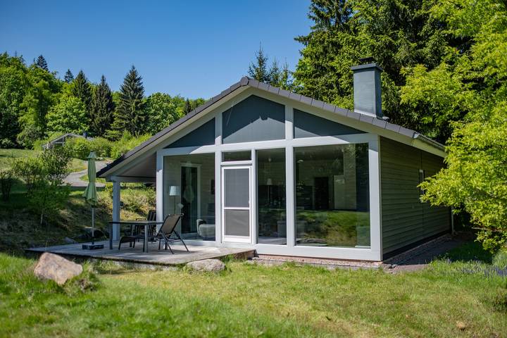 Ferienhaus für 5 Personen, mit Balkon und Terrasse sowie Garten und Pool in Thüringen - 2