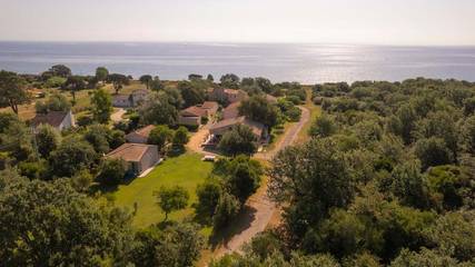 Gîte pour 10 personnes, avec vue et jardin, animaux acceptés à Poggio-Mezzana