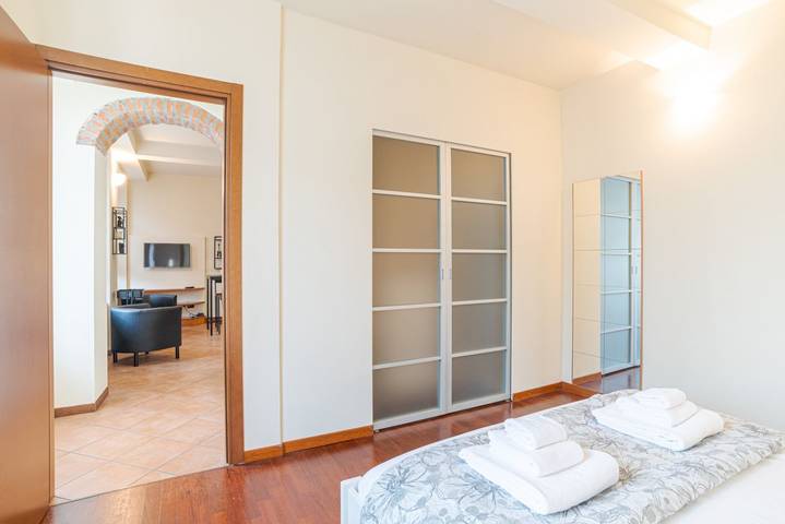 Ganze Wohnung, Ferienwohnung für 2 Personen mit Balkon/Terrasse in Como, Comer See