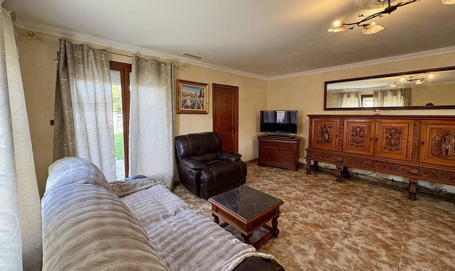 Ganze Ferienwohnung, Ferienwohnung für 6 Personen mit Pool in Saint-Laurent-de-la-Salanque, Côte d'Améthyste