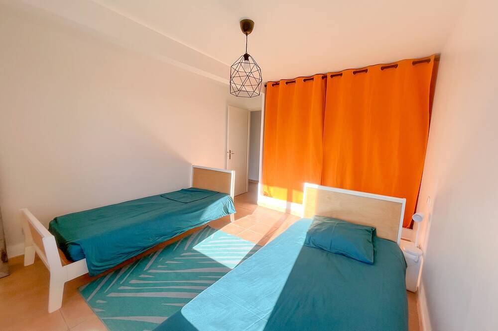 Appartement entier, Grand appartement en pleine nature et proche mer ! in Castries, Côte méditerranéenne (France)