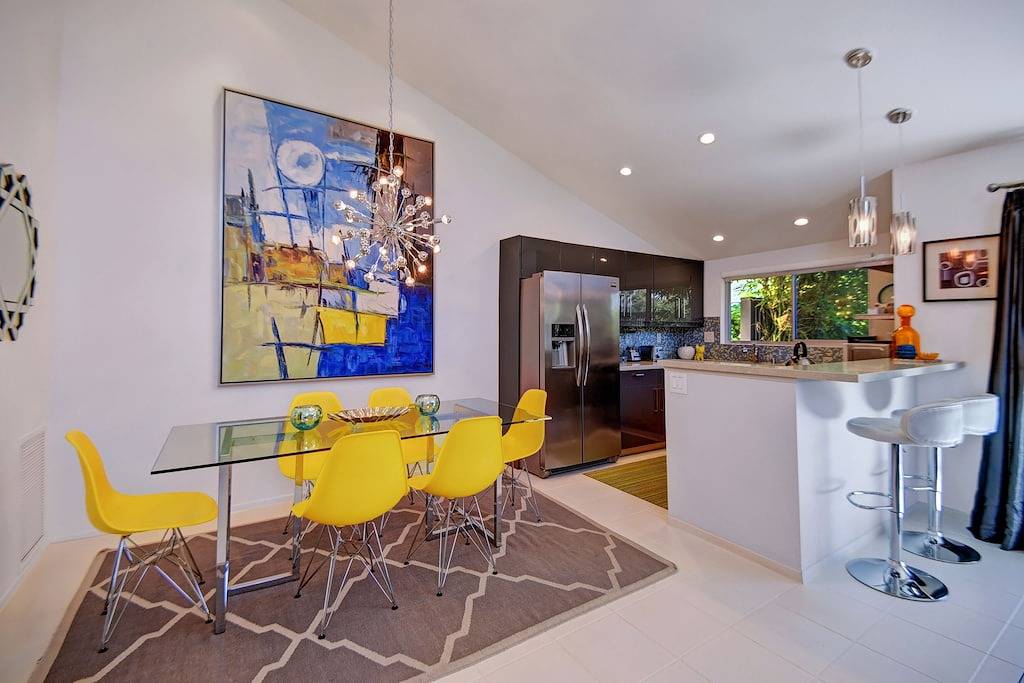 Ganze Wohnung, Hollywood Regency Glam Condo in Palm Springs, Coachella Valley