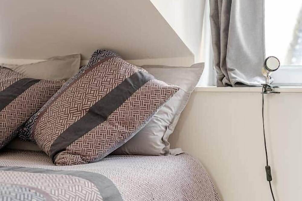 Entire apartment, Welcome to Marie & Guillaume's 2* rated home in Carentan les Marais, Saint-Lô region