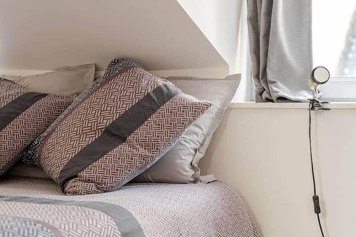 Ganze Wohnung, Welcome to Marie & Guillaume's 2* rated home in Carentan les Marais, Saint-Lô und Umgebung