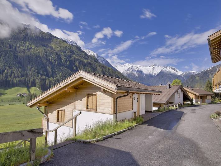 Chalet voor 9 personen, met terras en sauna in Wald im Pinzgau