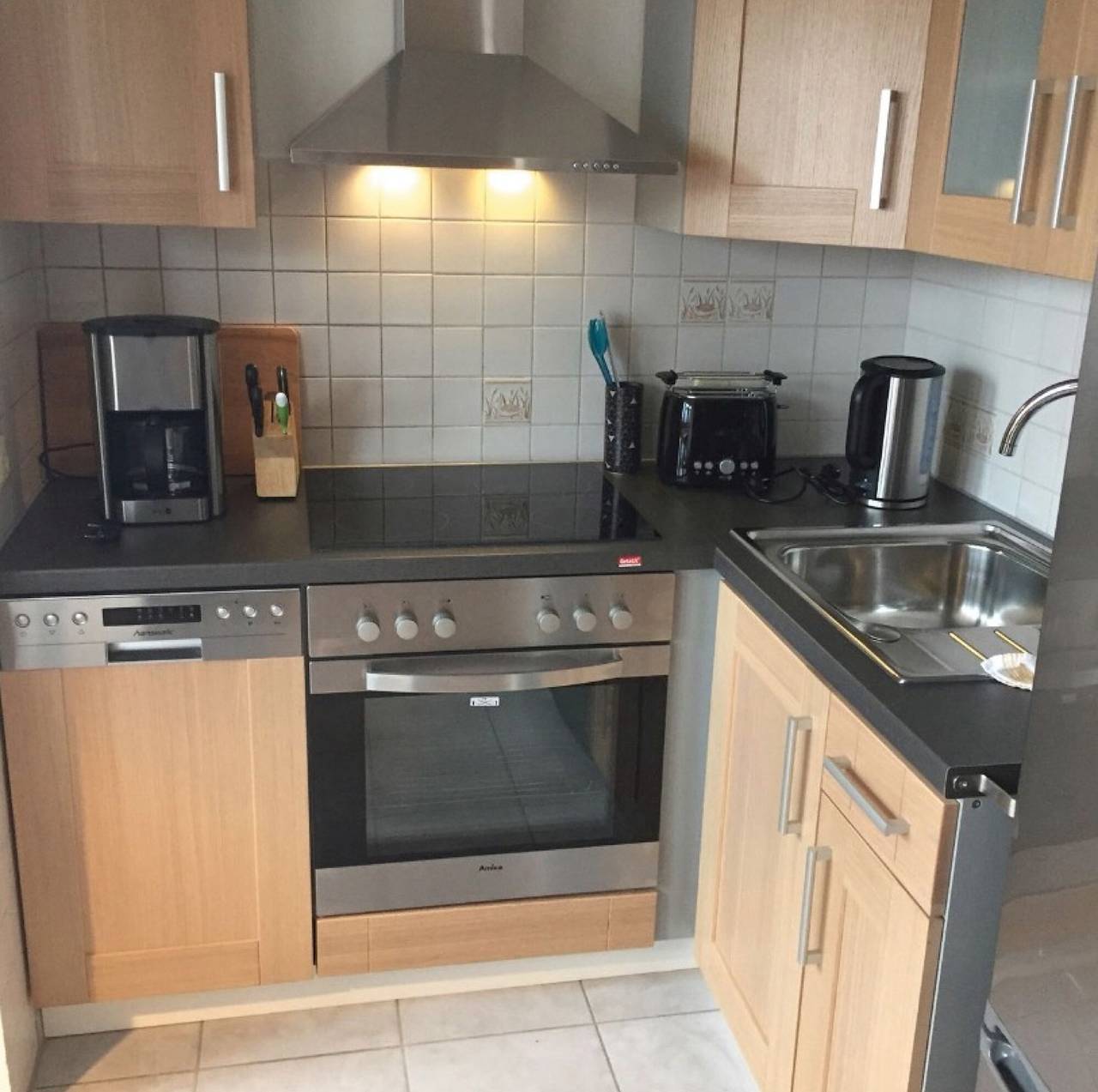 Ganzes Studio, Einzimmerwohnung '1 Zimmer Appartement 28' mit Balkon und Wlan in Bad Krozingen, Südschwarzwald