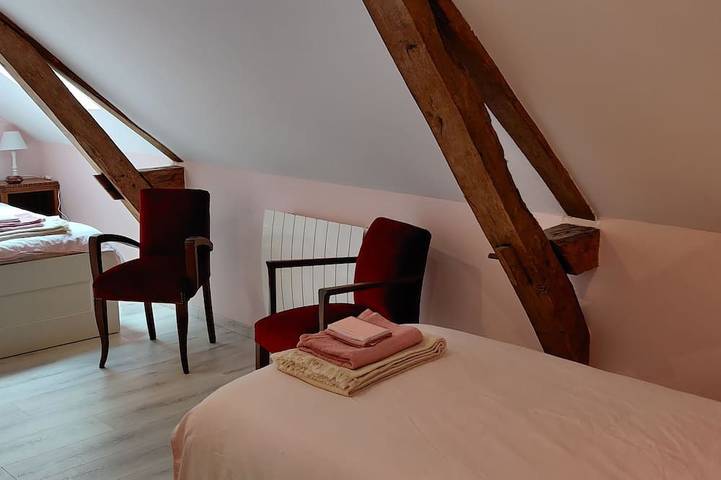 Location de vacances pour 10 personnes, avec terrasse et jardin, animaux acceptés à Saint-Marcel-du-Périgord - 3