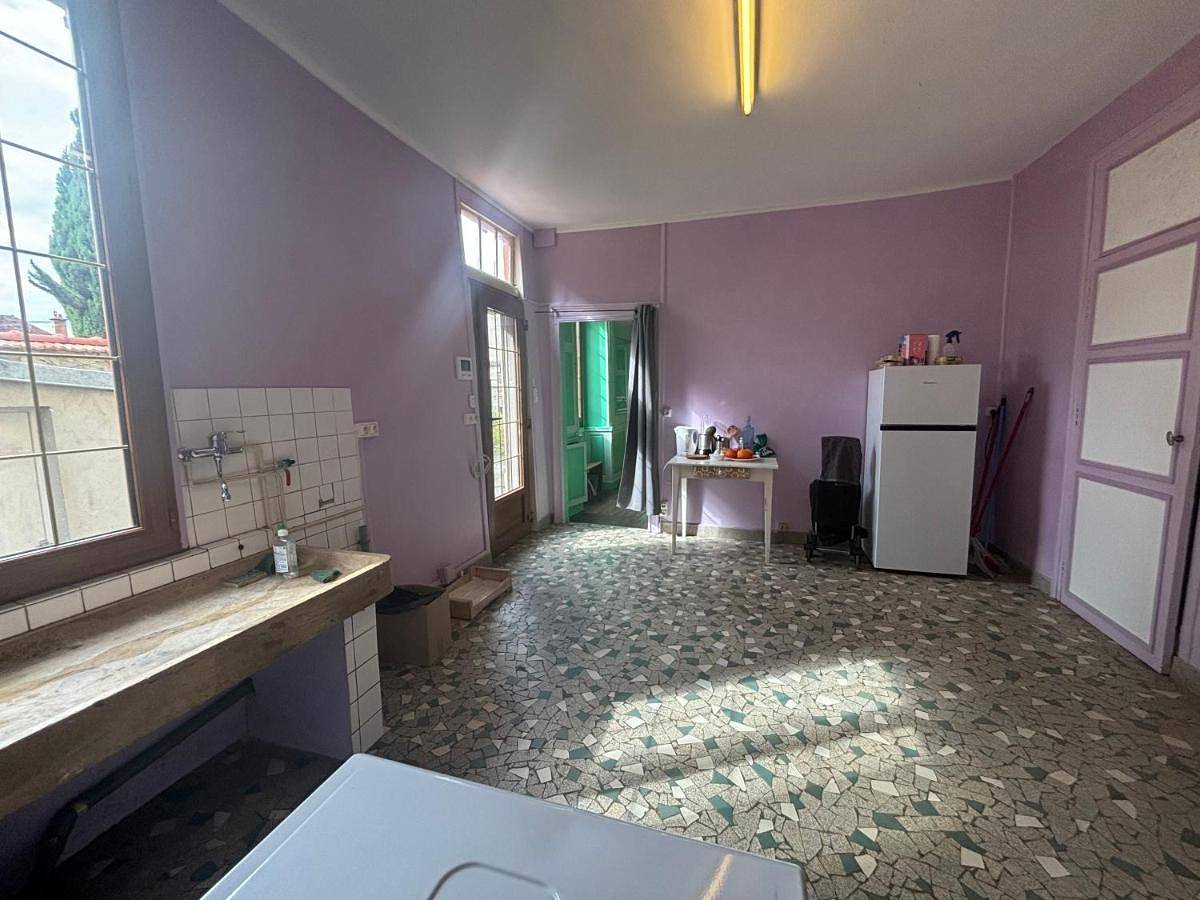 One-Bedroom House in Châtillon-sur-Seine, Région de Montbard