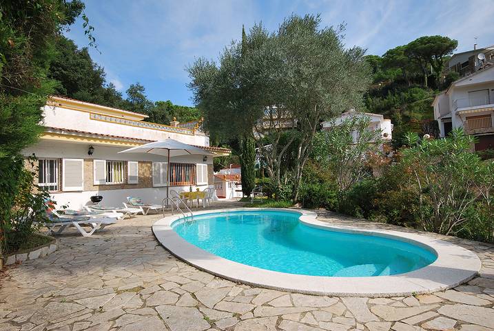 Casa rural para 5 personas, con terraza en Canyelles - 2