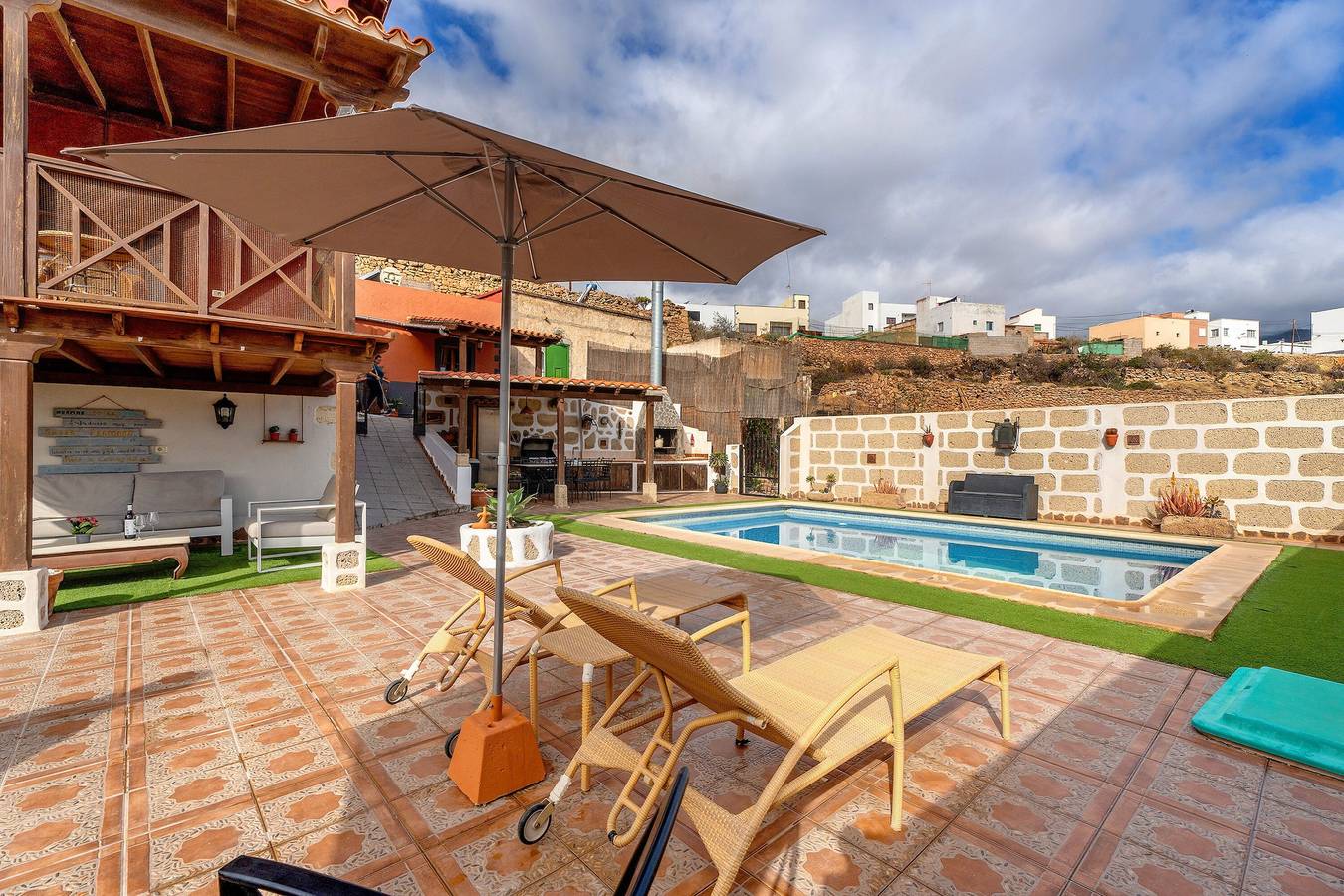 Casa rural 'Casa Elvira' con piscina privada, terraza privada y Wi-Fi in Granadilla de Abona, Tenerife Sur