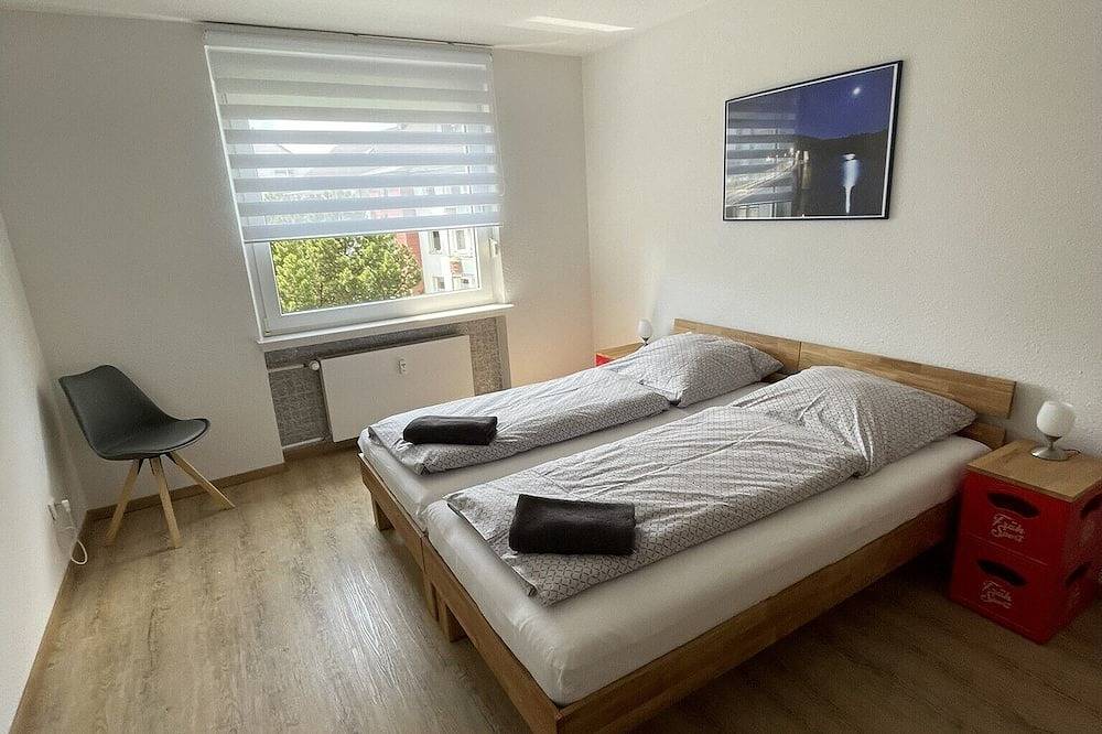 Ganze Wohnung, Ferienwohnung in Solingen der Klingenstadt  mit Weltruf in ruhiger Lage in Solingen, Bergisches Land