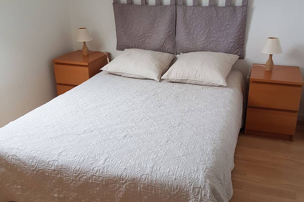 Charming cottage on the heights of Houlgate 2 Bedrooms / 5 persons in Saint-Sauveur-de-la-Mer, Lisieux region