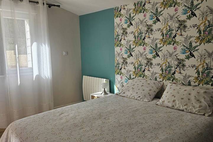 Location de vacances pour 3 personnes, avec terrasse et jardin à Chancelade - 3