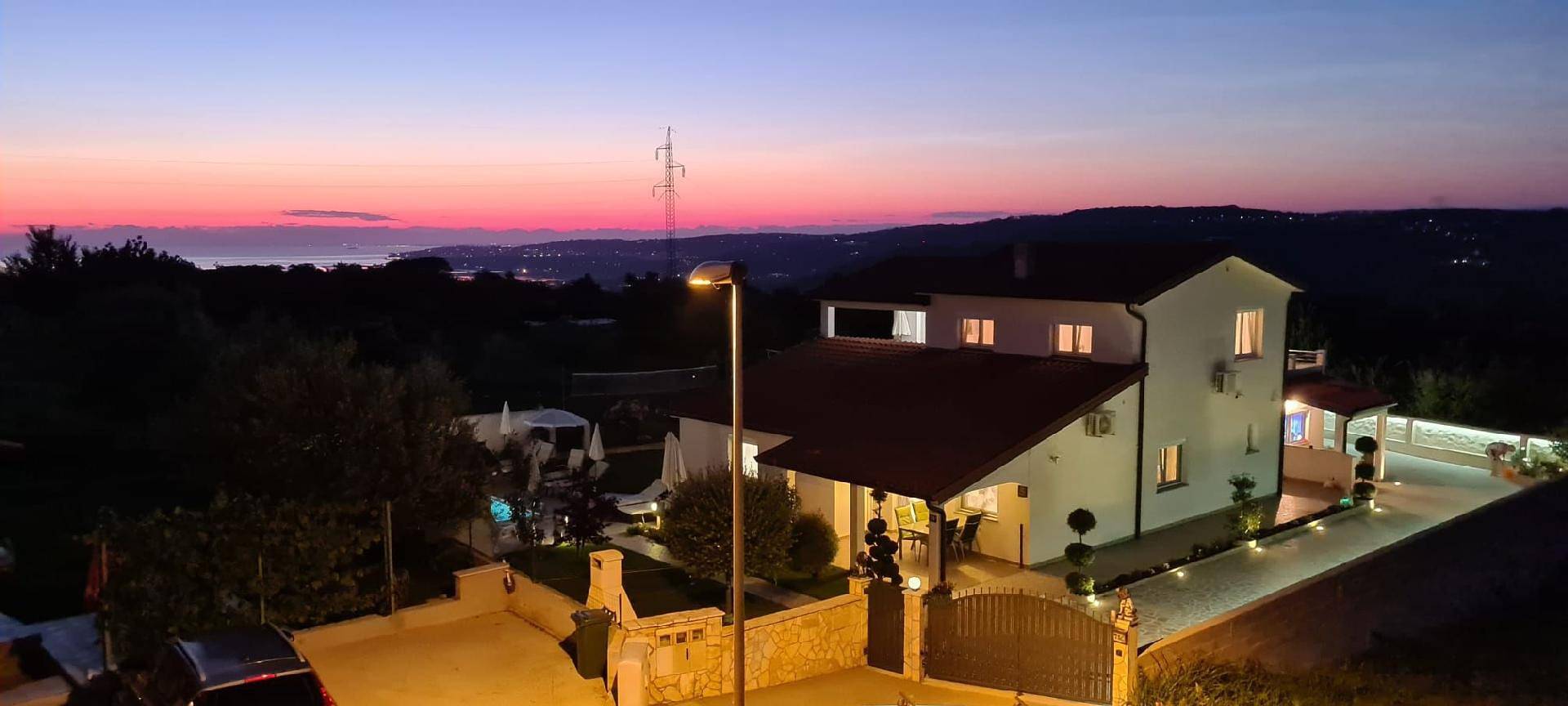 Ganze Ferienwohnung, Ferienwohnung für 4 Personen mit Terrasse in Kaštel (Plovanija), Buje