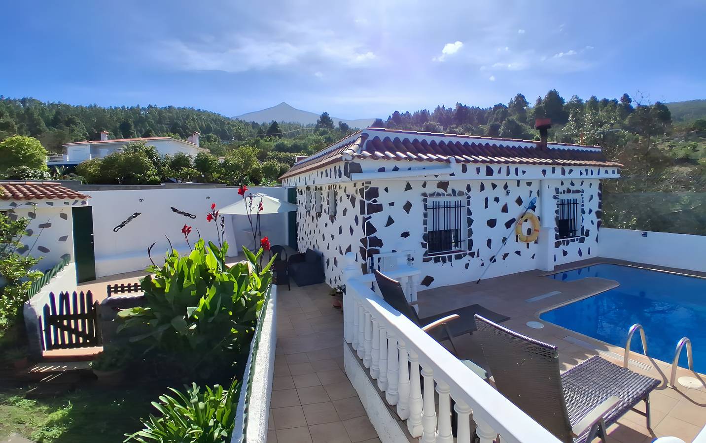 Casa de vacaciones Lacerca con vistas al mar, piscina, Wi-Fi y jardín in Cueva del Viento, Icod de los Vinos