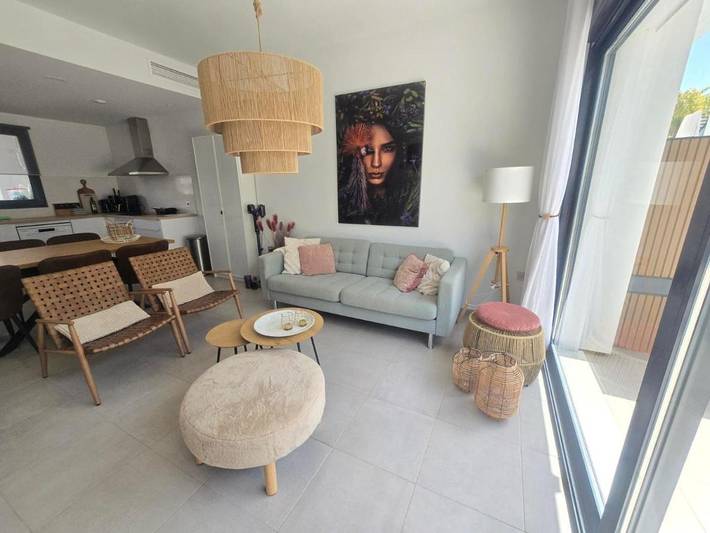 Casa de vacaciones para 6 personas, con terraza además de jardín y piscina - 1