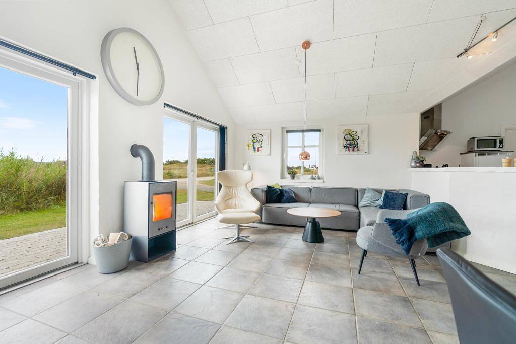 Modernes Reetdachhaus für 8 Personen mit Sauna und Whirlpool in Hvide Sande, Holmsland Klit