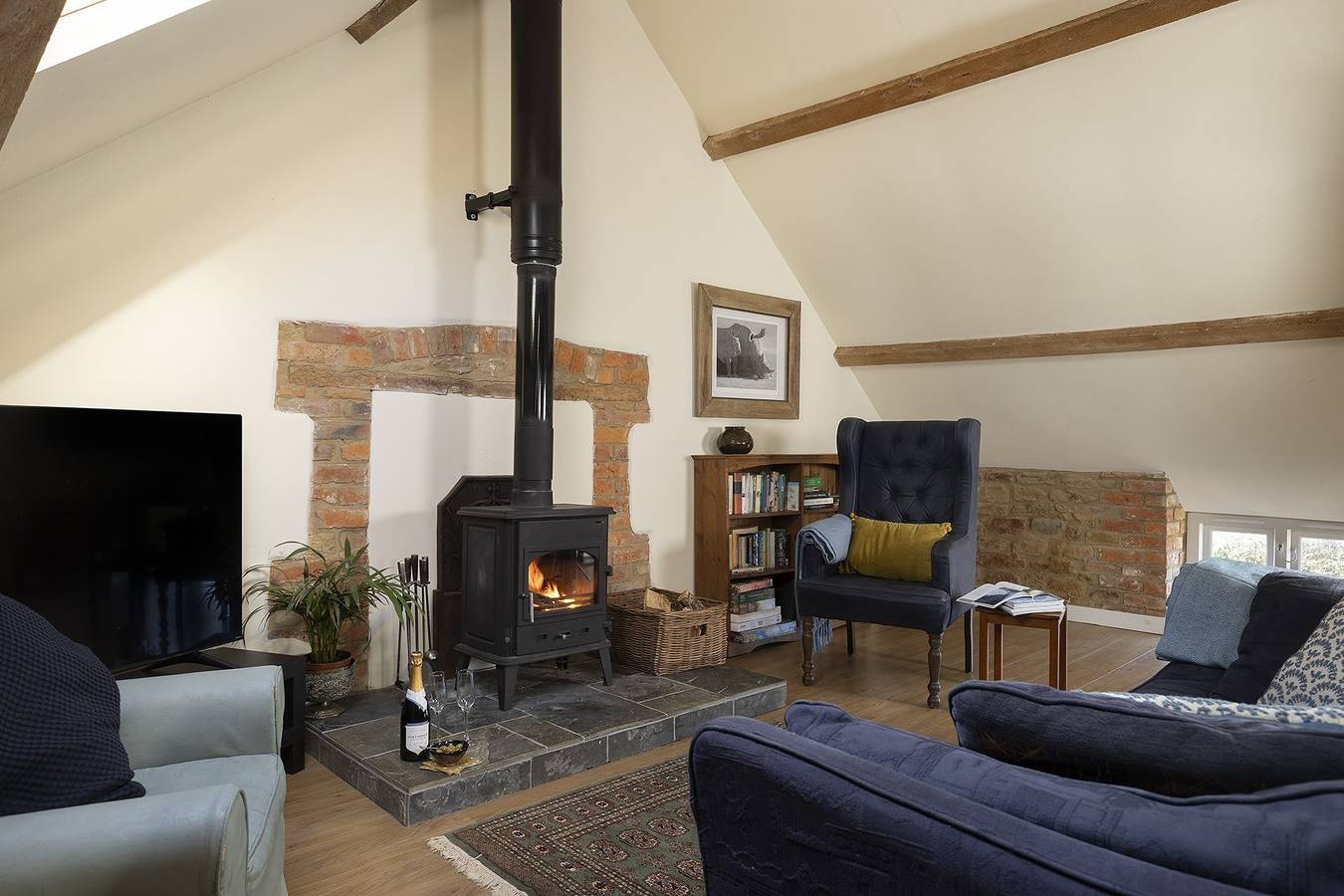 Entire apartment, The Granary at Oriel Farm in Oxfordshire