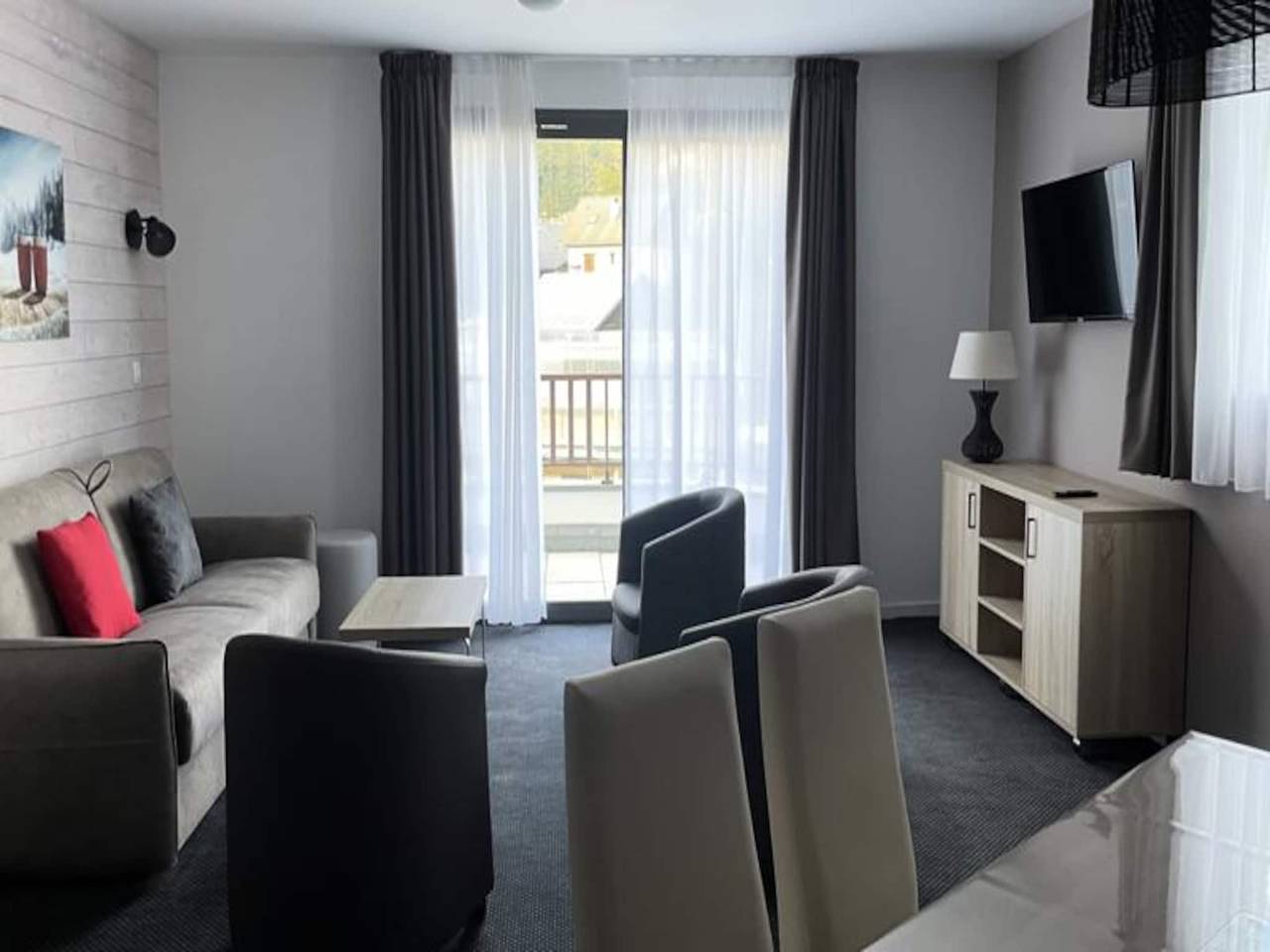 Ganze Wohnung, Ferienwohnung in der Nähe der Skipisten von Col d'Aubisque in Gourette, Eaux-Bonnes