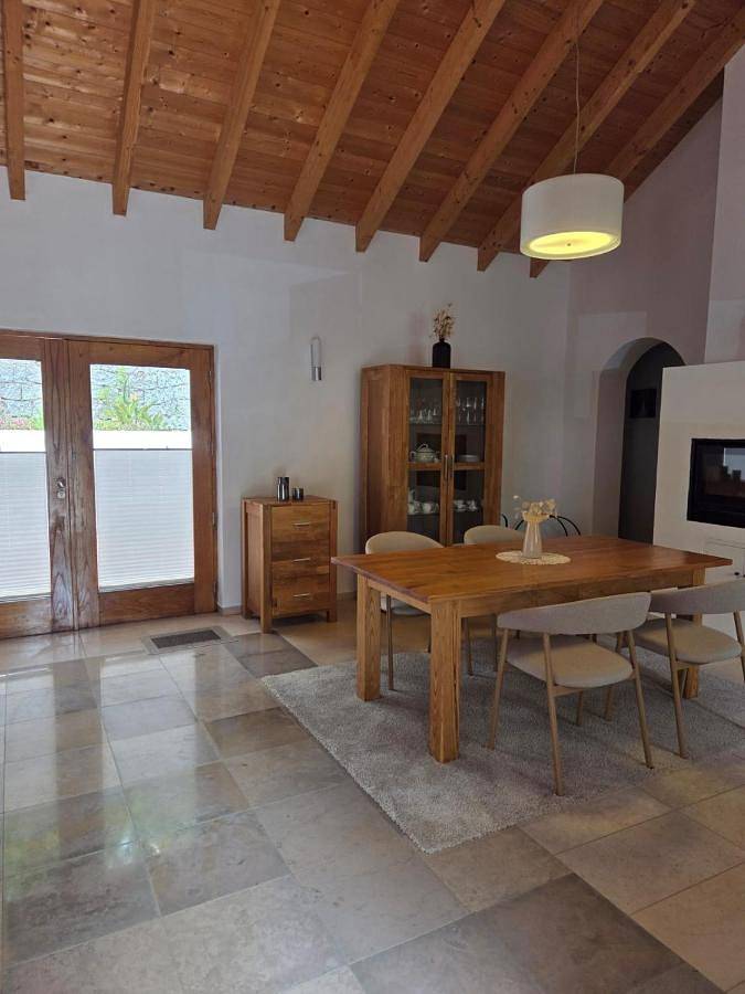 Location de vacances pour 3 personnes, avec vue et jardin dans Marmelete - 3