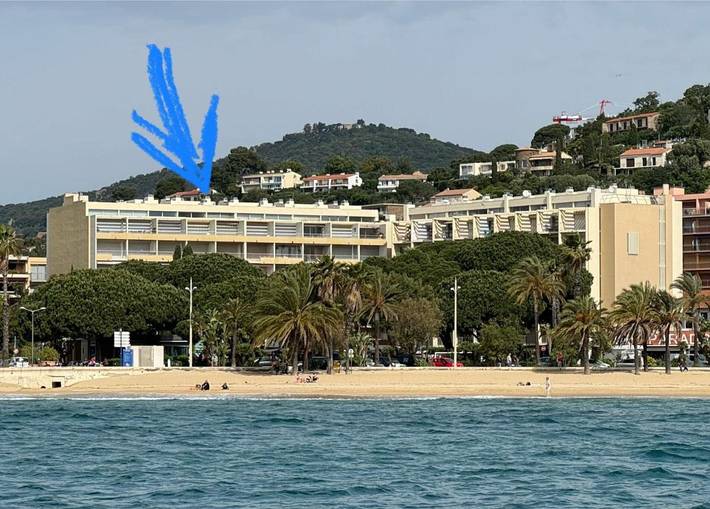 Gîte pour 3 personnes, avec vue et terrasse dans Plage Du Lavandou Le Lavandou