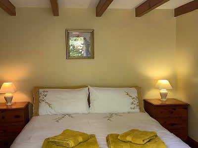 Charming 18th-Century Cottage in Solva's Heart in Solva, Pembrokeshire