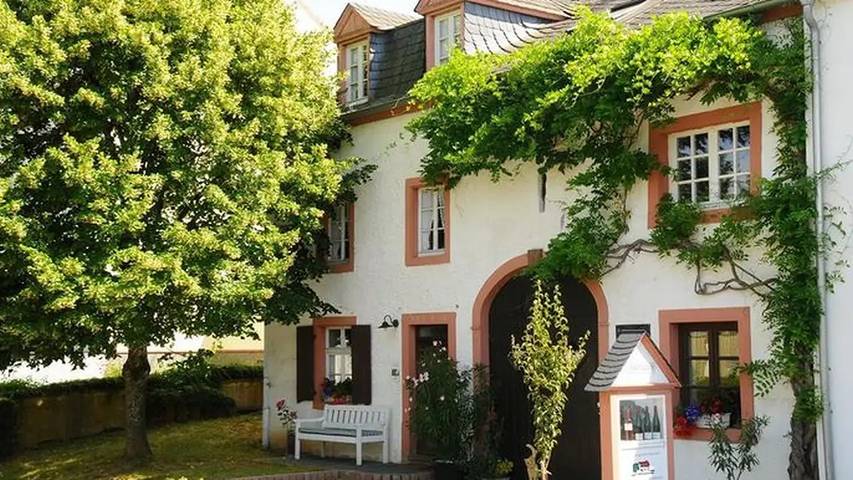 Gîte pour 2 personnes, avec jardin dans Oberemmel