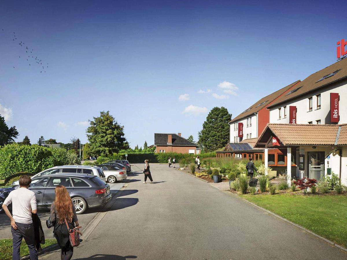 Ibis Charleroi Airport Brussels South in Fleurus, Hainaut