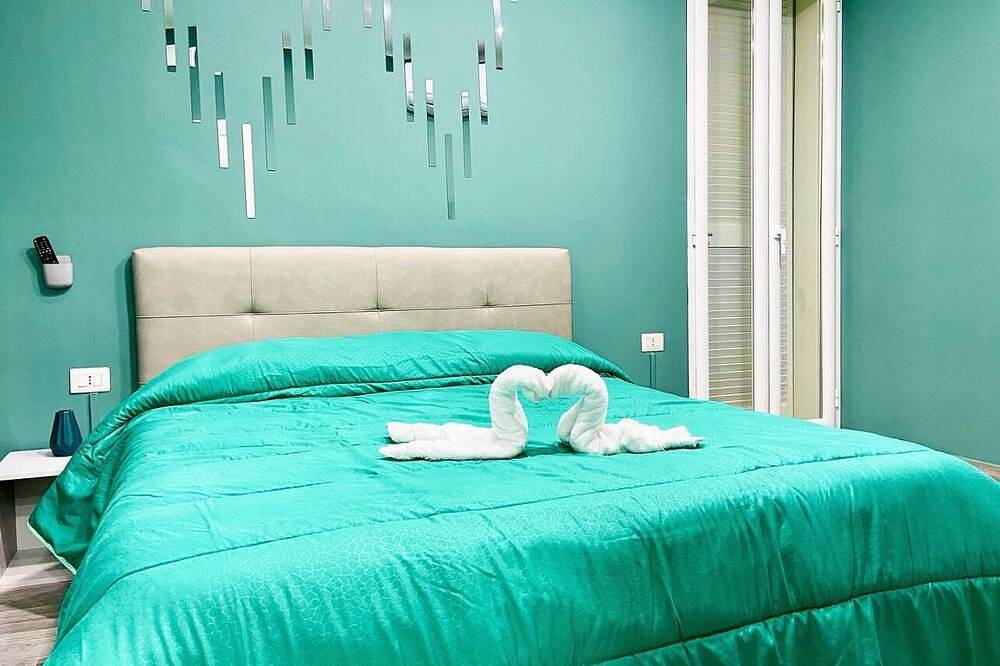 B&B 1km from airport 3km from downtown 3k from central station 5km port in Casavatore, Province de Naples