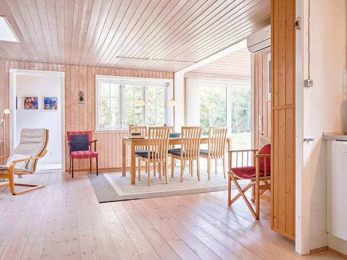 Ferienhaus für 8 Personen, mit Terrasse und Garten in Balka Strand - 2