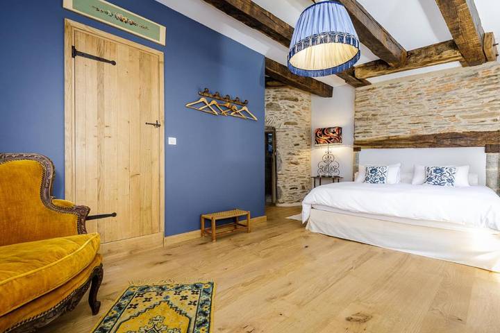 Location de vacances pour 2 personnes, avec vue et jardin à Ségur-le-Château - 3