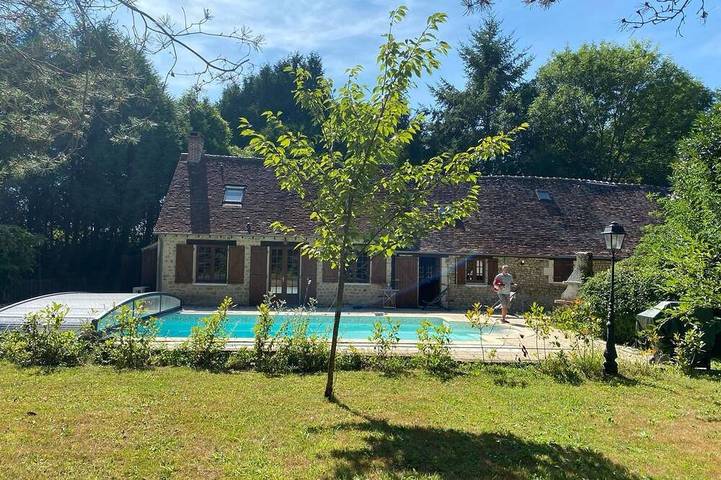Gîte pour 6 personnes, avec jardin à Coulimer
