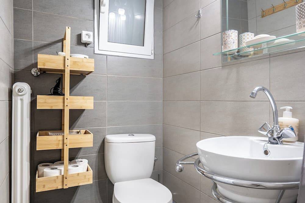 Ganze Wohnung, Cozy central apartment for 2 person by Mps in Zentral-Athen, Athen