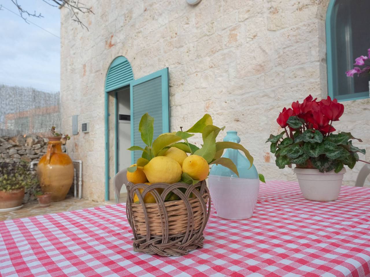 Chalet Trulli accanto al bosco in Locorotondo, Provincia di Bari