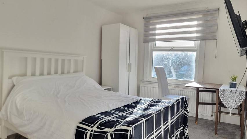 Bed and breakfast para 2 pessoas, com jardim e vista e ainda terraço em Londres