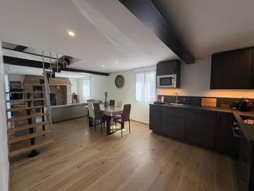 Gîte pour 6 personnes, avec jardin dans Thiétreville