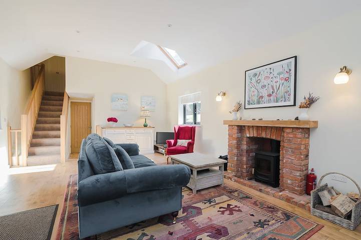 ★ Tulip Tree Cottage ★ Grand jardin + cadre village + près de Canterbury + chiens bienvenus in Bridge, Kent